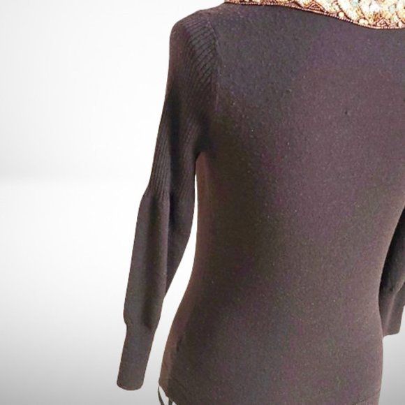 Blumarine Cashmere Holiday Sweater with Embellishments & Bow Size: 42 - Picture 7 of 11